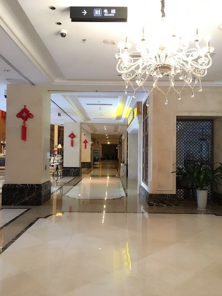 Country Garden Holiday Hotel