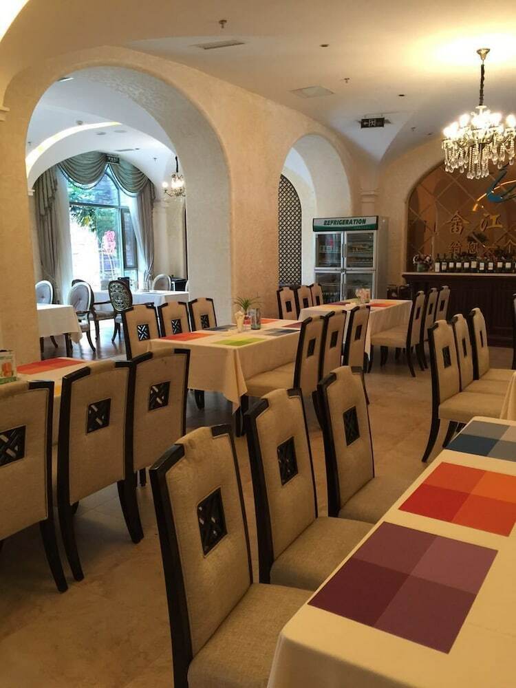 Country Garden Holiday Hotel