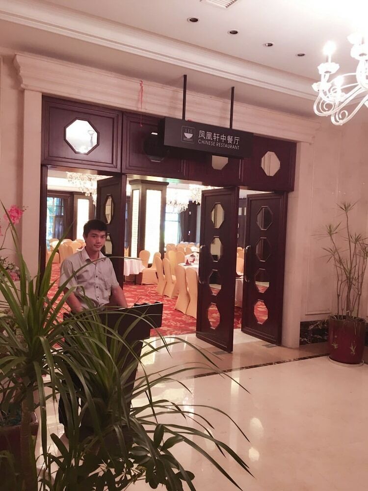Country Garden Holiday Hotel