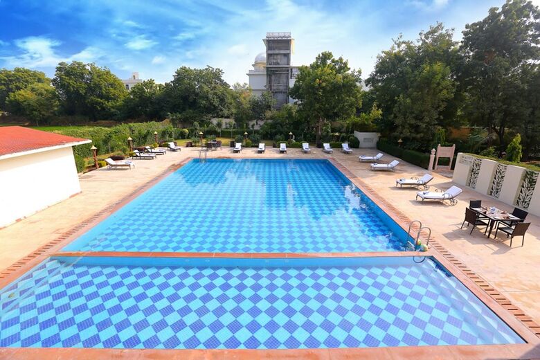 Hotel Regenta Vanya Mahal