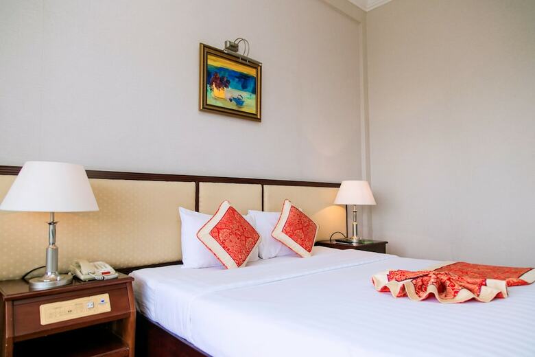 Seagull Hotel