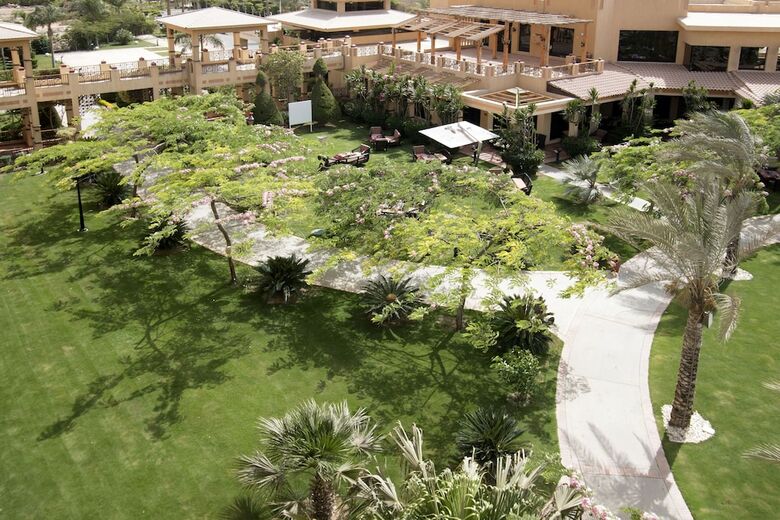 Hotel Swiss Inn Pyramids Golf Resort