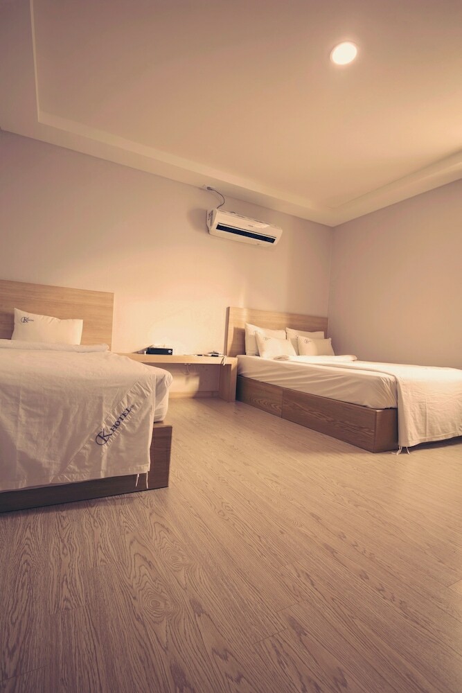 Ck Hotel