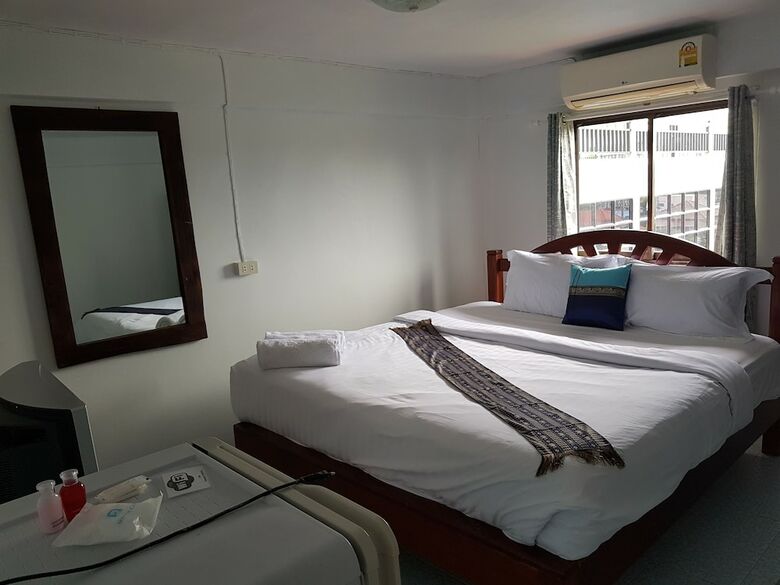 Hotel Chaam Guesthouse