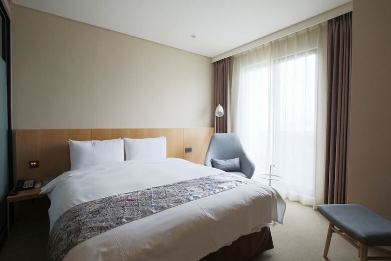 Hotel Discover
