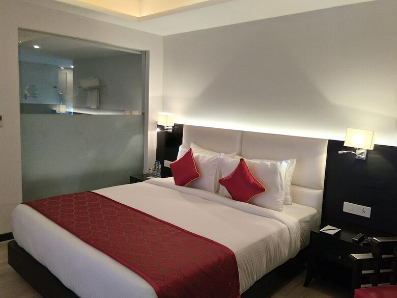 Hotel Ramada Encore By Wyndham Jalandhar