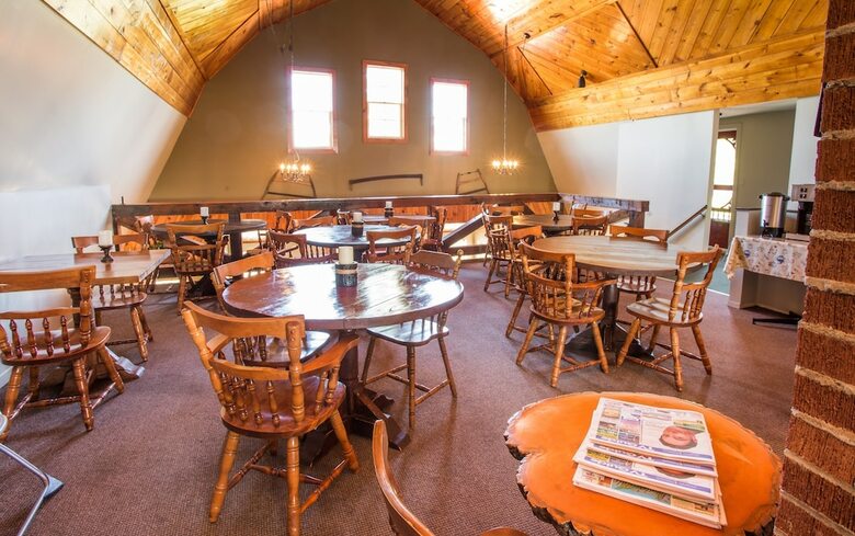 Hotel Canadas Best Value Inn & Suites Summerside