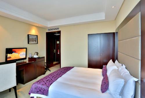 Yi Mei Plaza Hotel