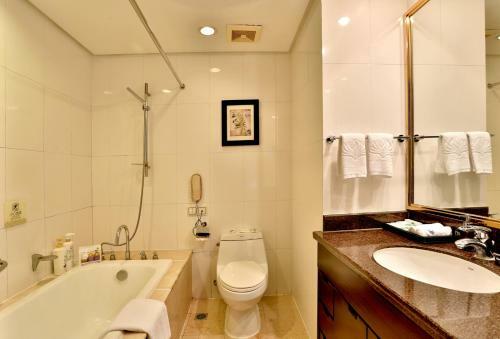 Yi Mei Plaza Hotel