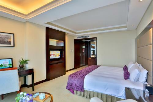 Yi Mei Plaza Hotel
