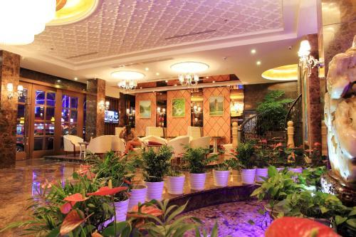 Lvgu Hotel
