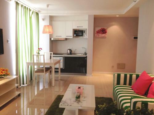 Dongsheng Apartment