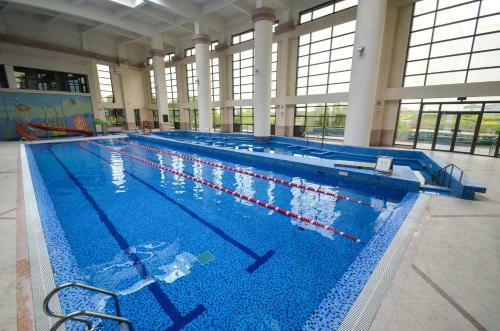 Tongli Lake View Hotel