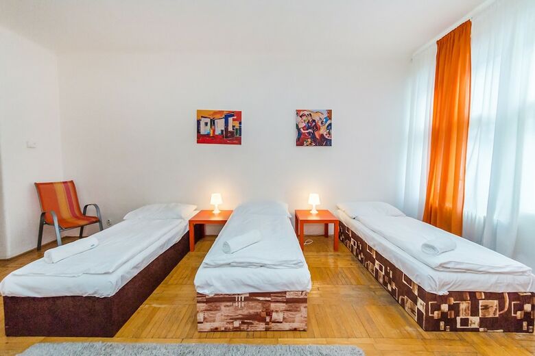 Hostal Welcome Aparthostel Prague
