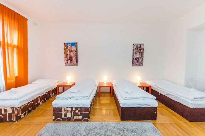 Hostal Welcome Aparthostel Prague