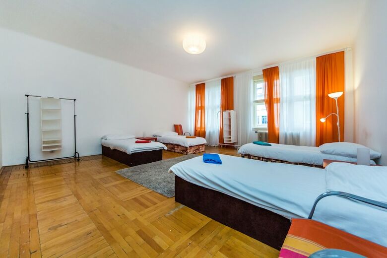 Hostal Welcome Aparthostel Prague