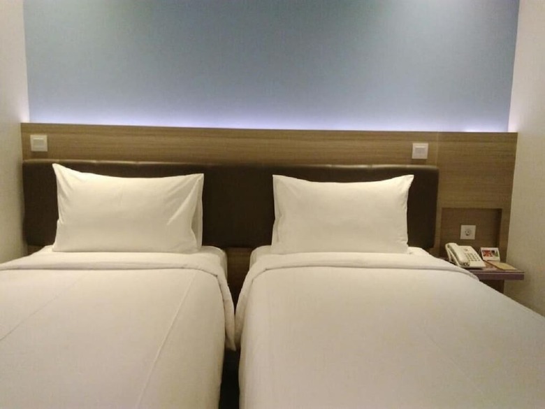 Amaris Hotel Margorejo - Surabaya