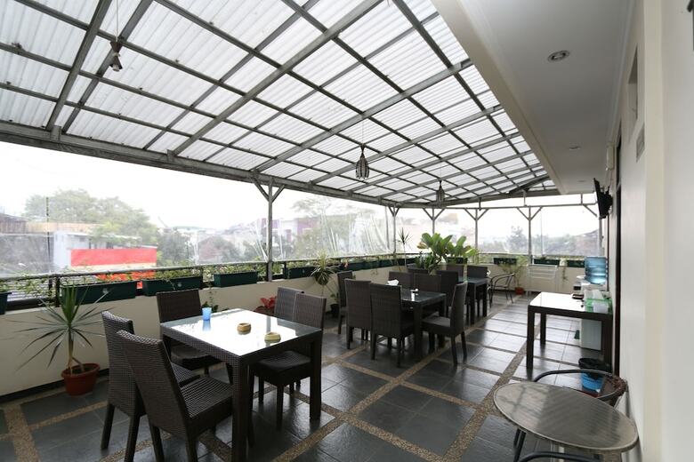 Hotel Bantal Guling Alun-alun Bandung