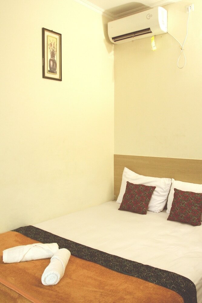 Hotel Bantal Guling Alun-alun Bandung