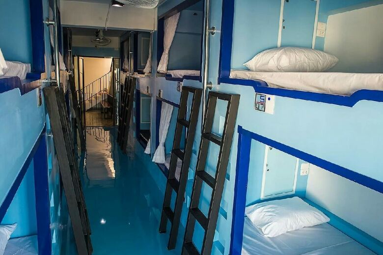 Hostal The Port Hostel By Suwatchai