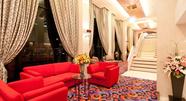 Grand Lord Hotel