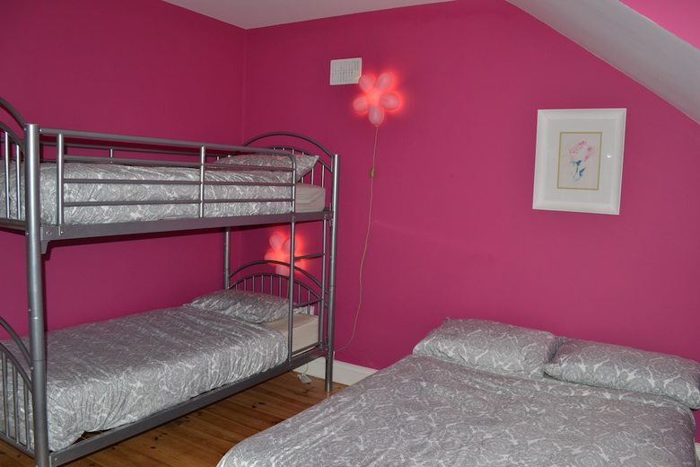 Lios M�r - 5 Bed Self Catering House