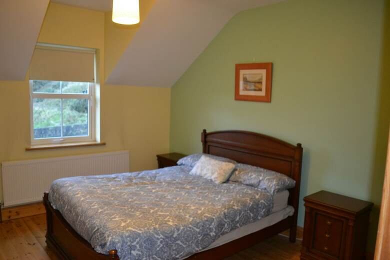 Lios M�r - 5 Bed Self Catering House