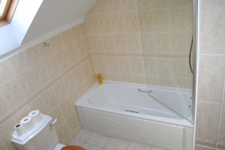 Lios M�r - 5 Bed Self Catering House