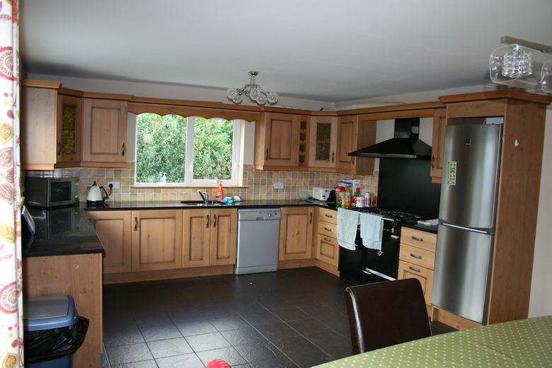 Lios M�r - 5 Bed Self Catering House