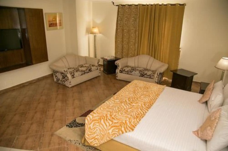Grand Regency Hotel
