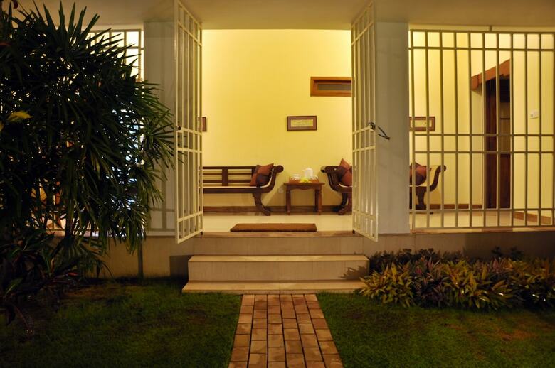 Hotel Serene Villa