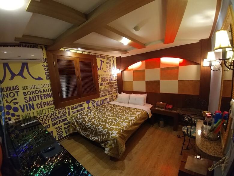 Hotel Mill Motel