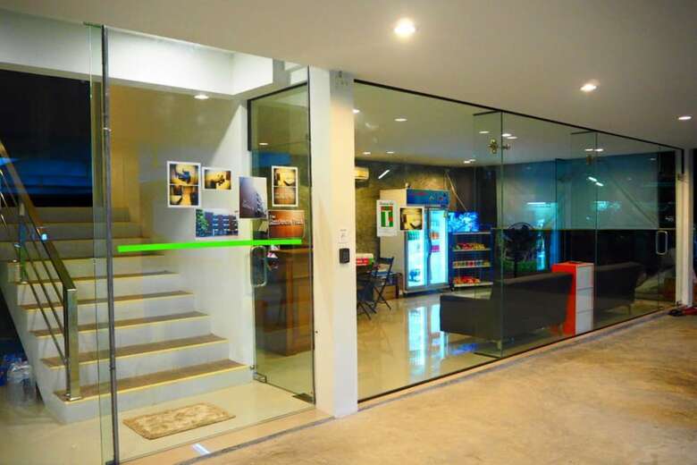 Hotel The Glasshouse Place