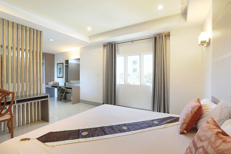 Hotel V Place Residence