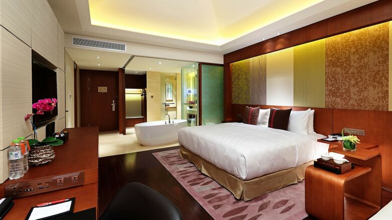 Hotel Hualuxe Kunming