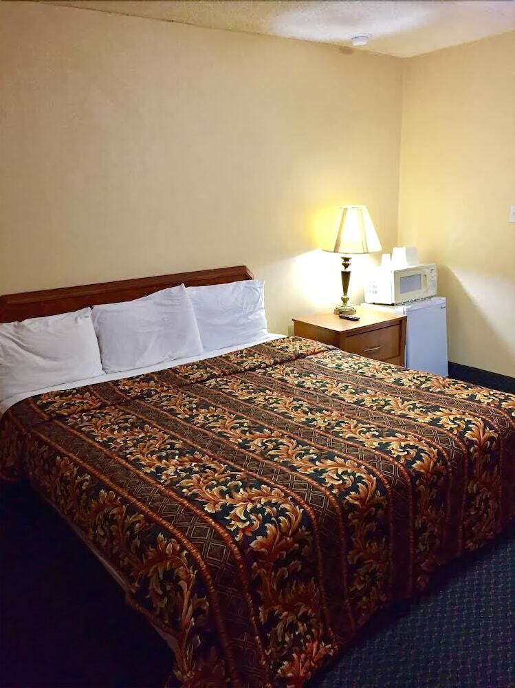 Economy Motel