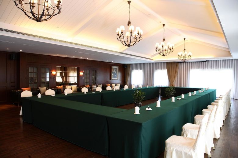 Hotel Haining Baihetiandi Resort