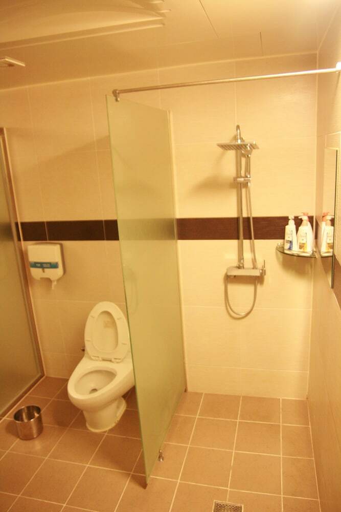 Nyxfox Hotel
