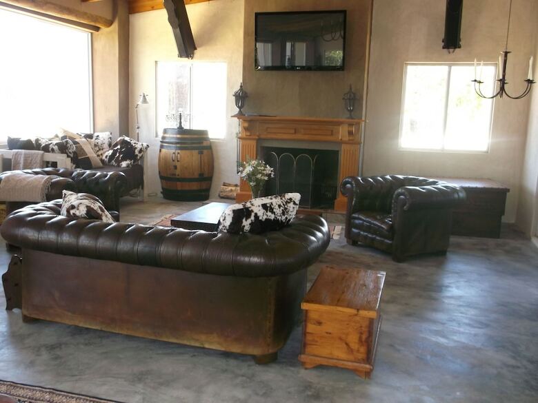 Bed & Breakfast T'niqua Stable Inn