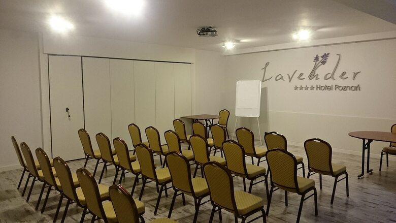 Lavender Hotel Pozna?