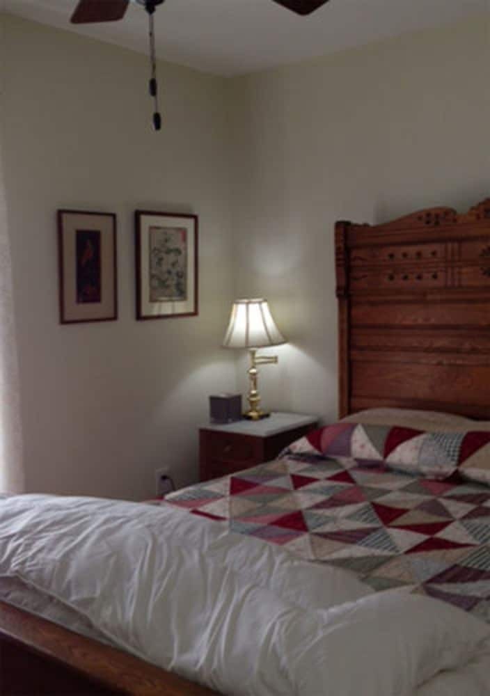 Bed & Breakfast River House Lodge