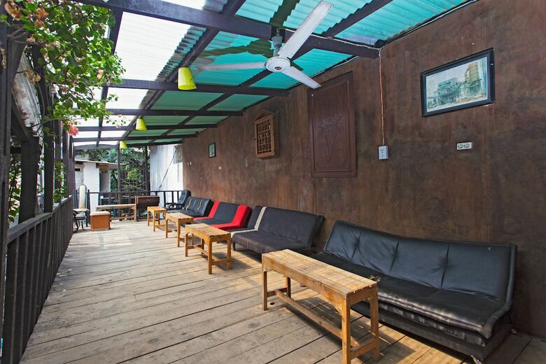 Hotel Reddoorz Pesanggrahan