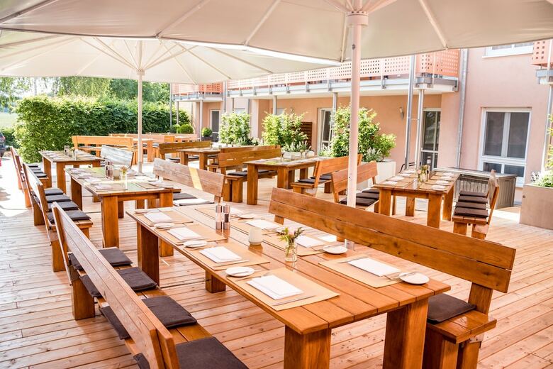 Acantus Hotel & Restaurant