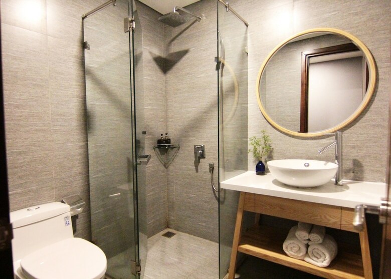White Sand Hotel & Apartment