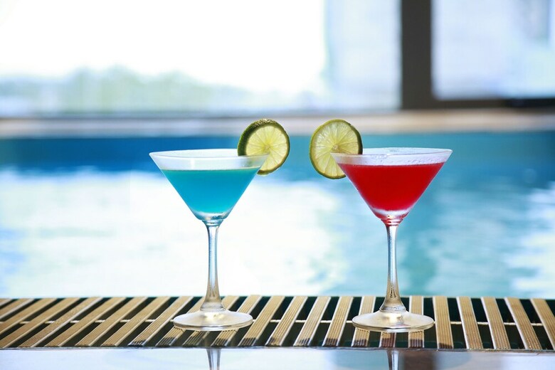 White Sand Hotel & Apartment