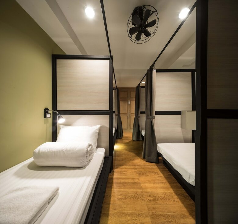 Hostal Augusta - Hostel