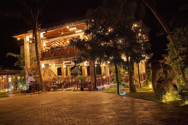 Hotel Villa Pinnawala & Restaurant