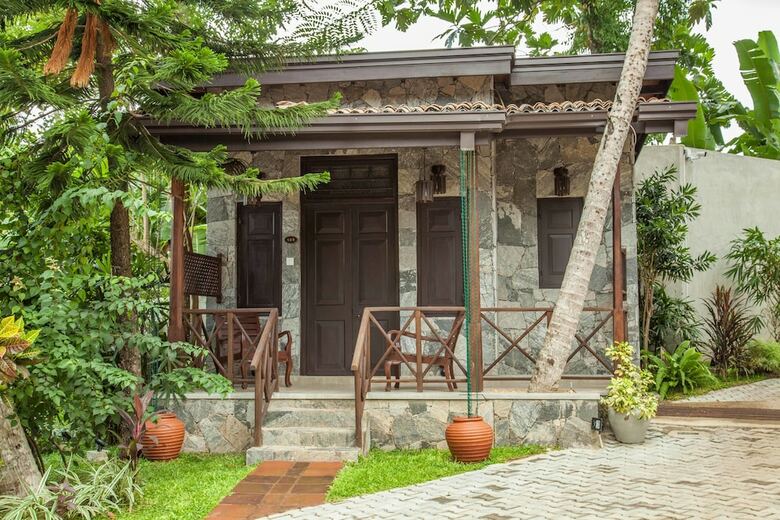 Hotel Villa Pinnawala & Restaurant