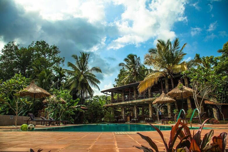 Hotel Villa Pinnawala & Restaurant
