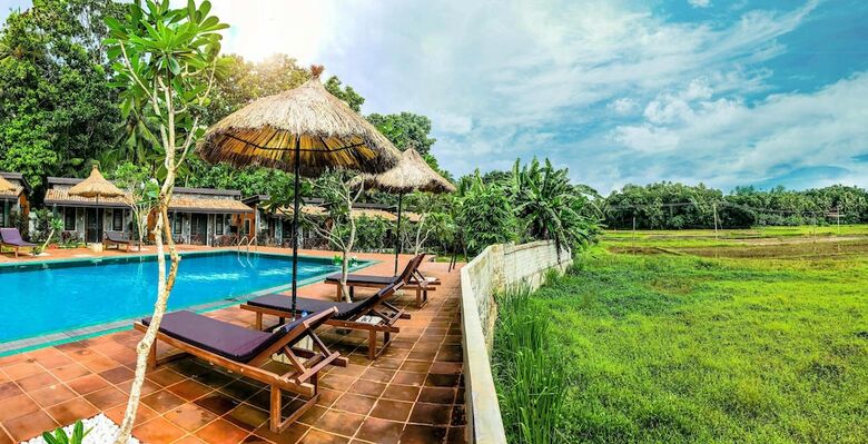 Hotel Villa Pinnawala & Restaurant